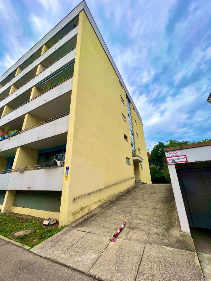 Apartment Skyline By Aux Property Augsburg Bagian luar foto